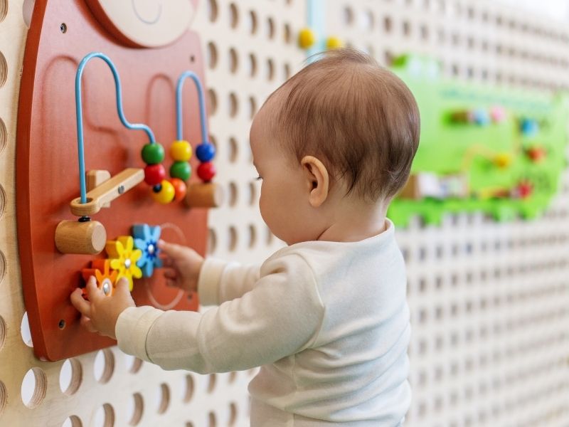 6-aylik-bebek-gelisim-basamaklari-nasildir